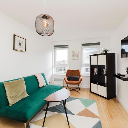 Joivy Welcoming Flat Near Park Apartment Edinburgh Bagian luar foto